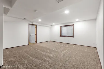 Property 26-9055 - Photo 16