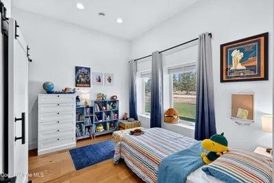 Property 26-8758 - Photo 27