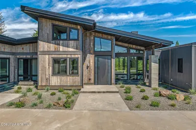 Property 26-3199 - Photo 2