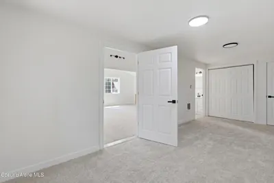 Property 26-7583 - Photo 53
