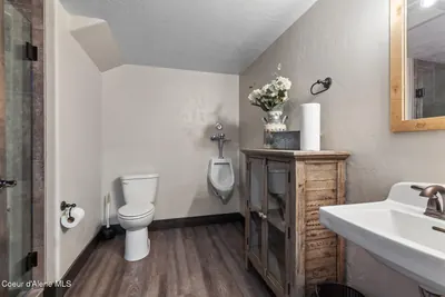 Property 26-8906 - Photo 15