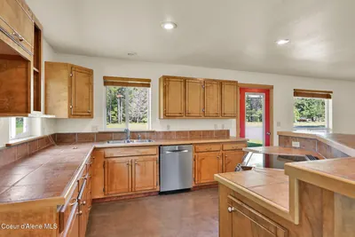 Property 26-5585 - Photo 10