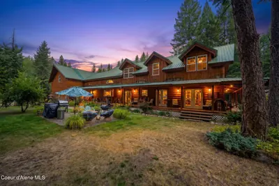 Property 26-8247 - Photo 2