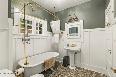 Property 26-9910 - Photo 34