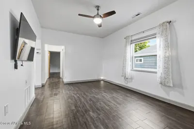 Property 26-5645 - Photo 4