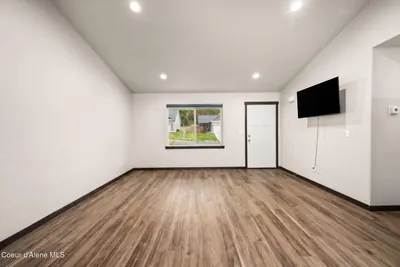 Property 26-10598 - Photo 10