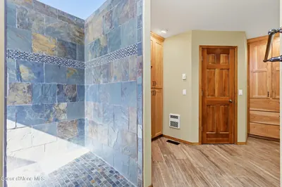 Property 26-9866 - Photo 56
