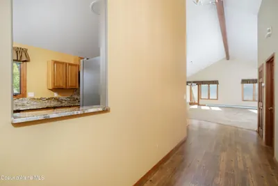 Property 26-10065 - Photo 5