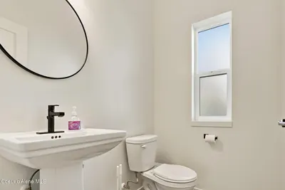 Property 26-10151 - Photo 8
