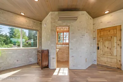 Property 26-8213 - Photo 27