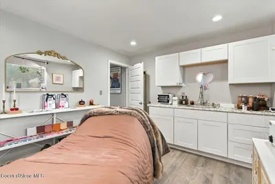Property 26-10109 - Photo 15