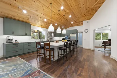 Property 26-9253 - Photo 24