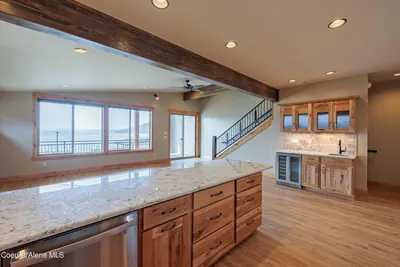 Property 26-1197 - Photo 2