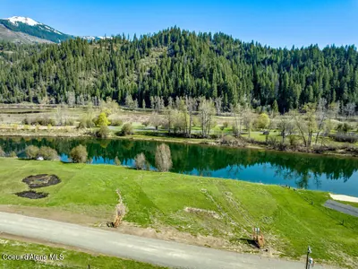 Property 26-2204 - Photo 12