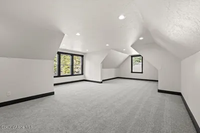 Property 26-10459 - Photo 24