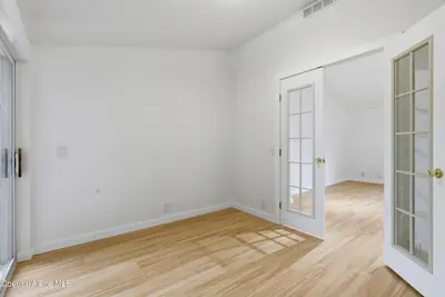 Property 26-9770 - Photo 17
