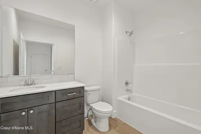 Property 26-9200 - Photo 29