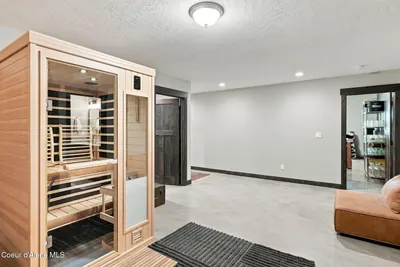 Property 26-8552 - Photo 35