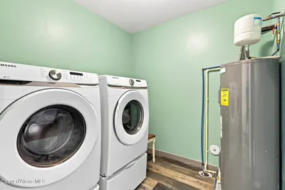 Property 26-7442 - Photo 23