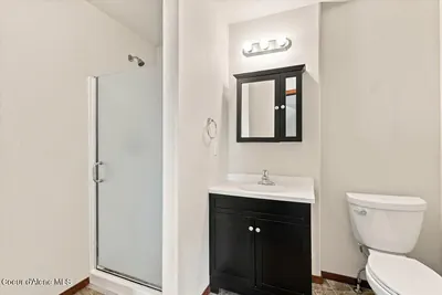 Property 26-8400 - Photo 26
