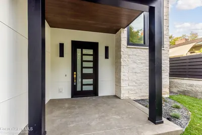 Property 26-10413 - Photo 2