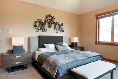 Property 25-9251 - Photo 25