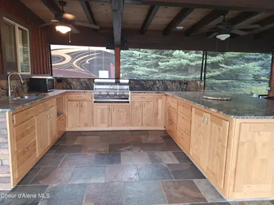 Property 26-10238 - Photo 3