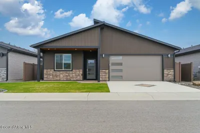 Property 26-6127 - Photo 1