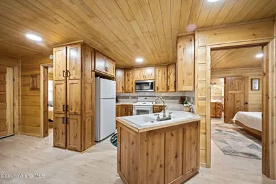 Property 26-1179 - Photo 13