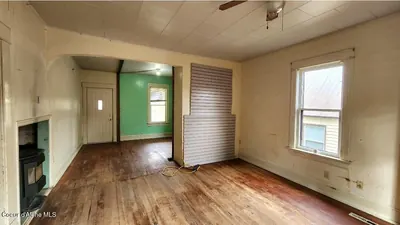 Property 26-10234 - Photo 5
