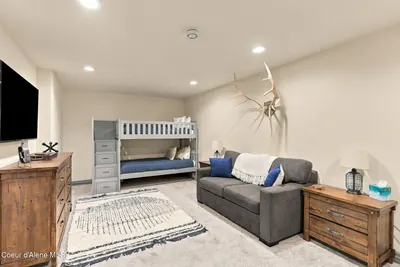 Property 26-9647 - Photo 53