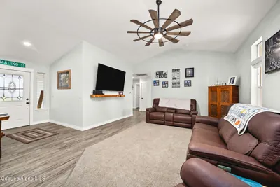 Property 26-9927 - Photo 17