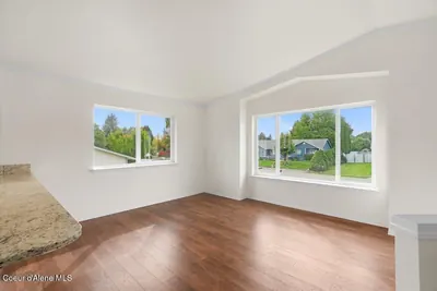 Property 26-9719 - Photo 2