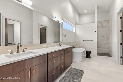 Property 25-11384 - Photo 21