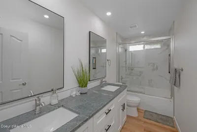 Property 26-10215 - Photo 29