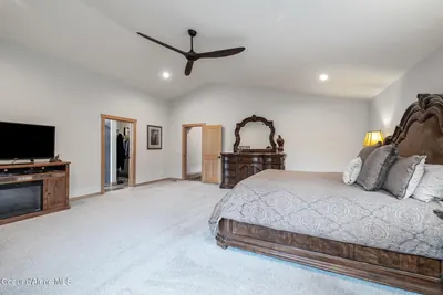 Property 26-9373 - Photo 26