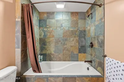 Property 26-5457 - Photo 25