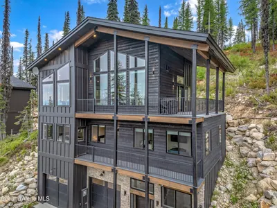 Property 26-9082 - Photo 2