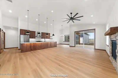 Property 26-9125 - Photo 35