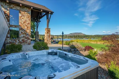 Property 26-9679 - Photo 101