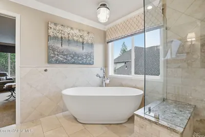 Property 26-8142 - Photo 35