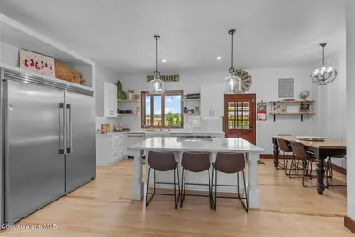 Property 26-10004 - Photo 13