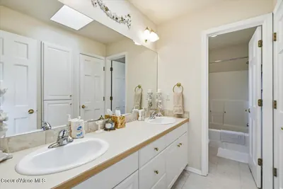 Property 26-8628 - Photo 41