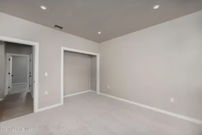 Property 26-10027 - Photo 31