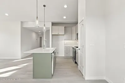 Property 26-10556 - Photo 16