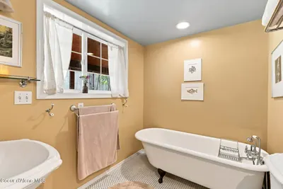 Property 26-8534 - Photo 19
