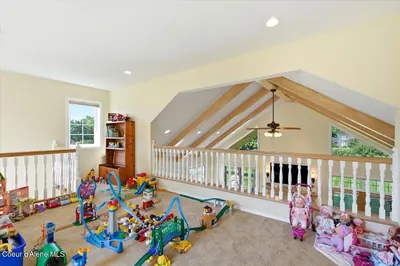 Property 26-8628 - Photo 48