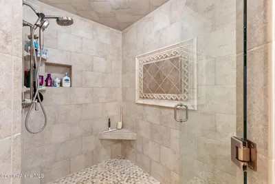 Property 26-8947 - Photo 27