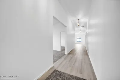 Property 26-9074 - Photo 6