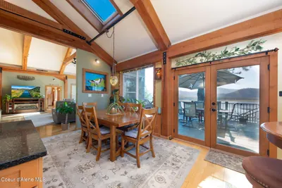 Property 26-10235 - Photo 14